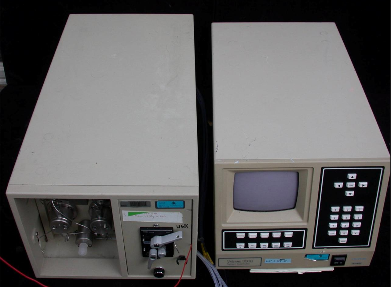 WATERS MILLIPORE 600 Multi Solvent Delivery System WATERS 3000 SYSTEM CONTROLLER