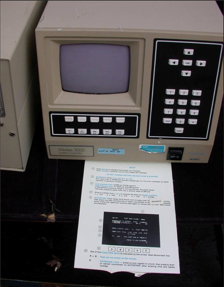 WATERS MILLIPORE 600 Multi Solvent Delivery System WATERS 3000 SYSTEM CONTROLLER