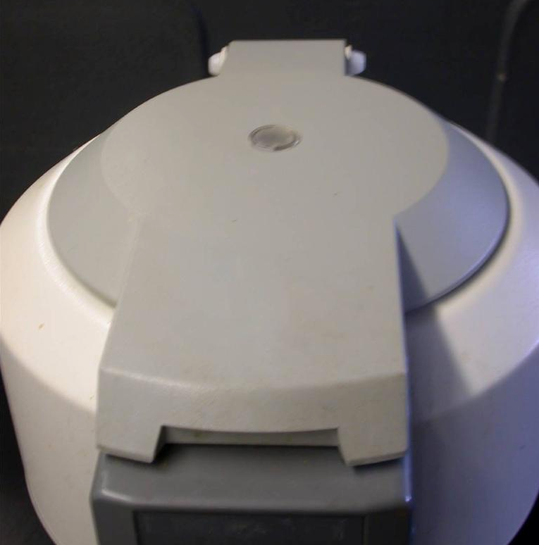 IEC Centra-CL2 Lab Benchtop 4000RPM Centrifuge no Rotor WORKS GREAT !!!!