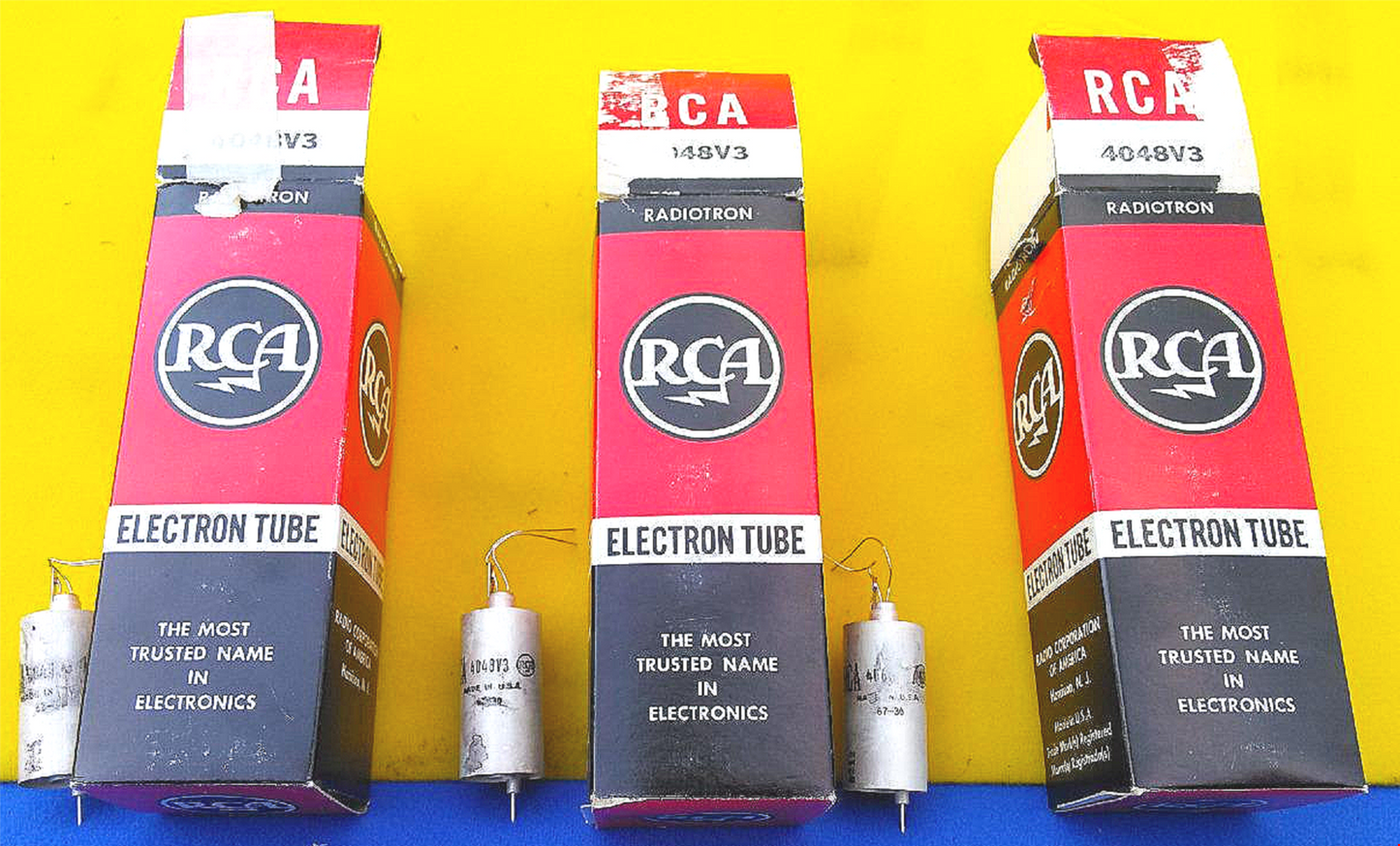 3 RCA 4048V3 RADIOTRON ELECTRON TUBES ORIGINAL BOXES NEW OLD STOCK FREE SHIPPING
