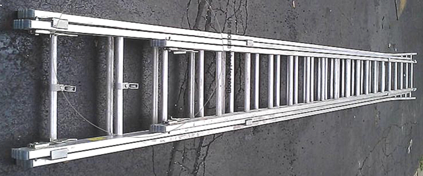 HUGE ALUMINUM 60' FEET TALL TELESCOPIC LADDER byMetallic Ladder MfgCorp FREESHIP