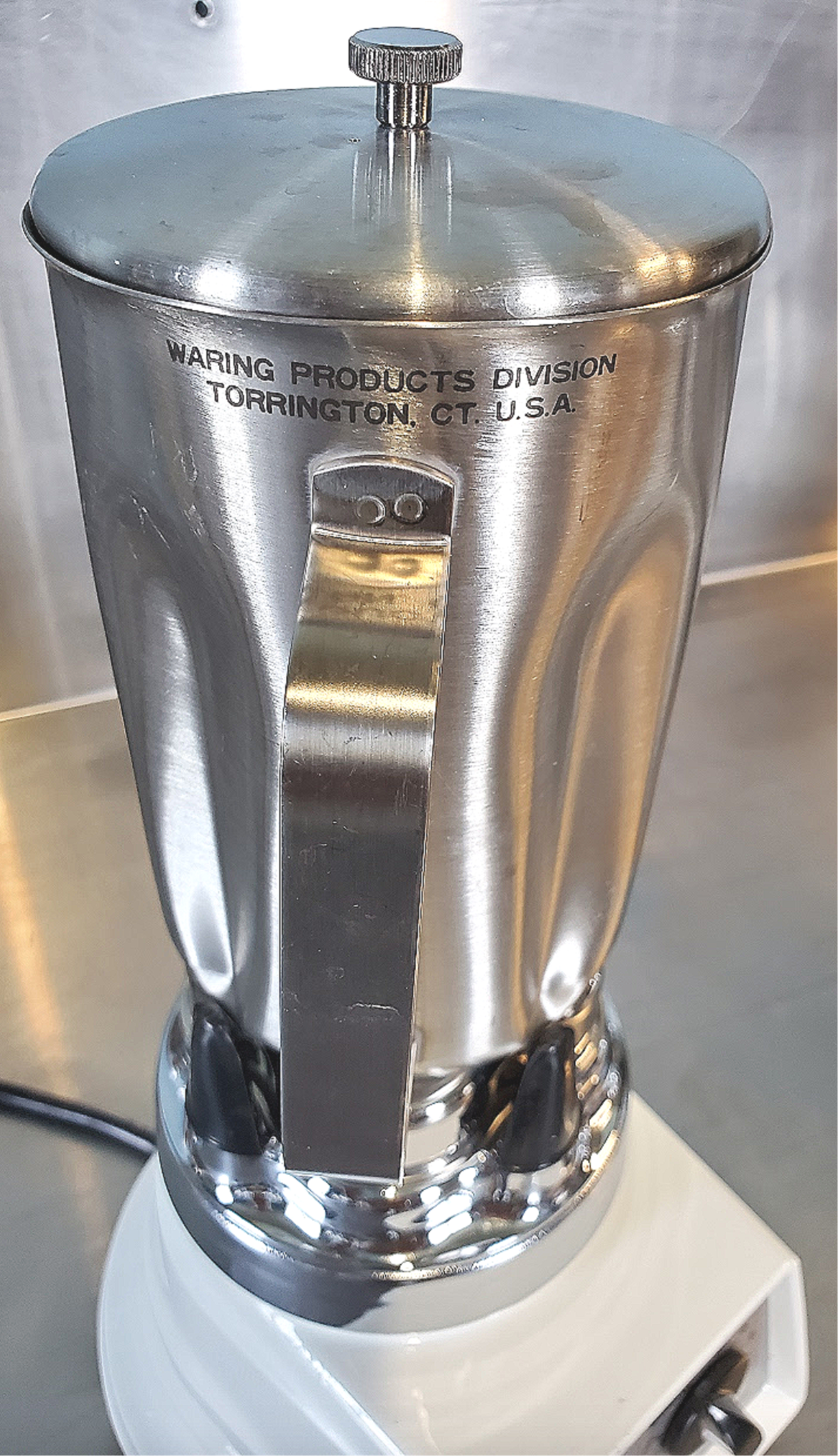 WARING 51BL30 COMMERCIAL BLENDER STAINLESS STEEL CONTAINER WATCH VIDEO FREE SHIP