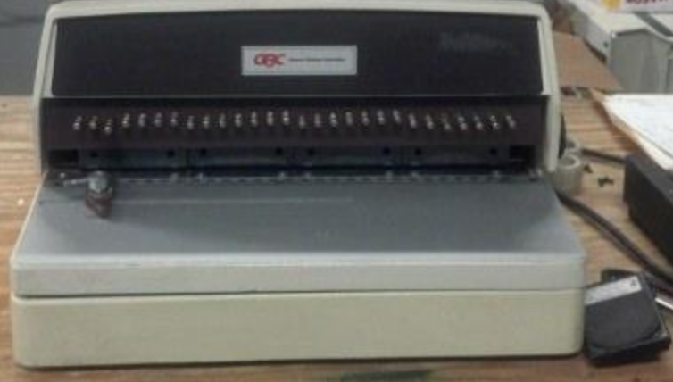 GBC 111PM-2 ELECTRIC PUNCH BOOKLET FOOT REMOTE 90DAYWARRANTY FREESHIP WATCHVIDEO