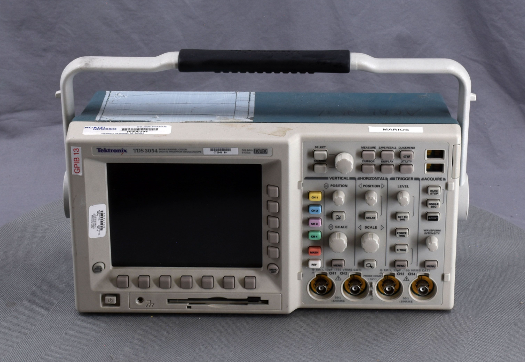 TEKTRONIX TDS-3054 DIGITAL PHOSPHOR OSCILLOSCOPE 500MHz 90DAYWARRANTY FREE SHIP