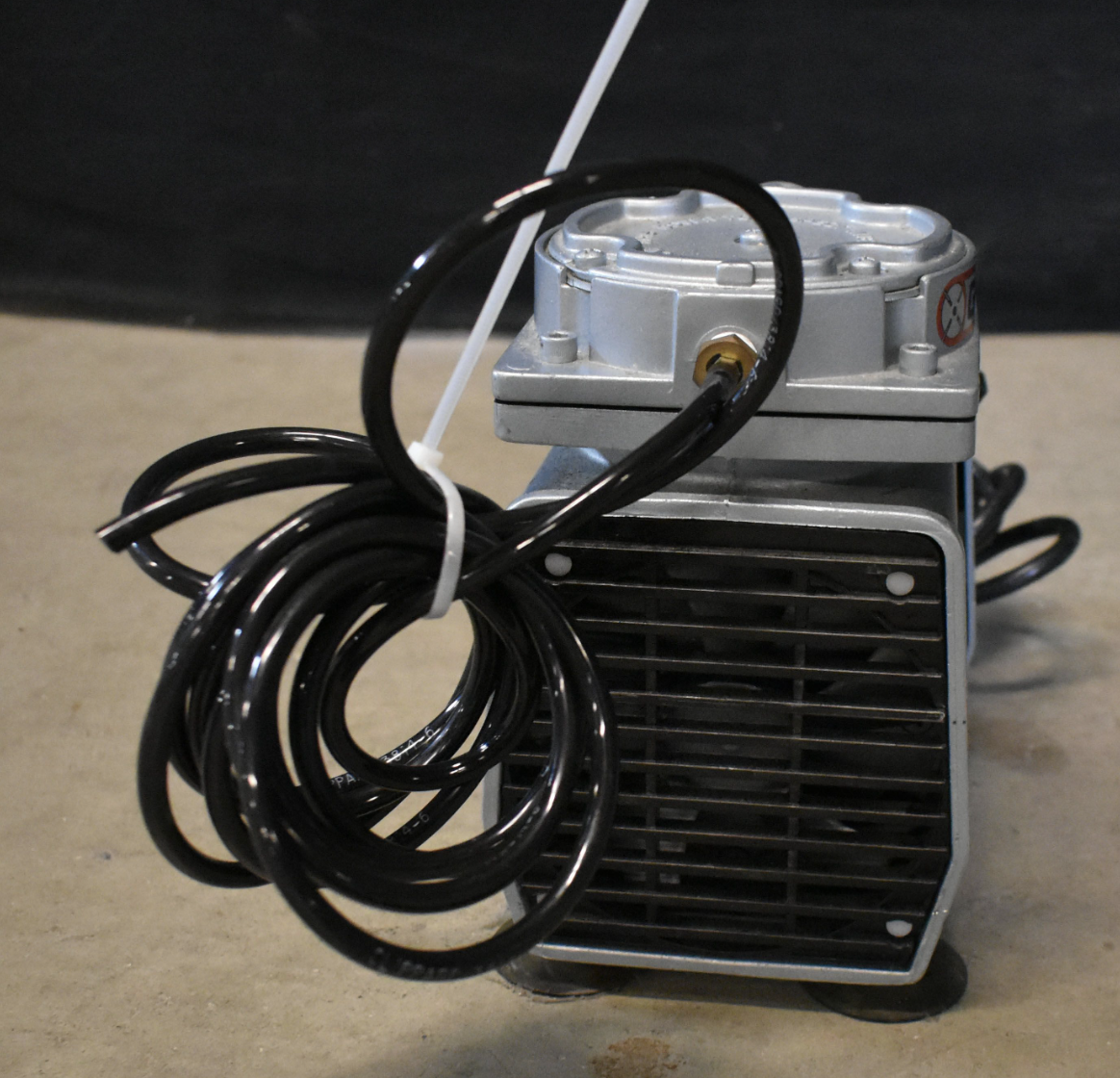 100% GAST DOA-V192-AA VACUUM PUMP 90-DAY-WARRANTY WATCH VIDEO