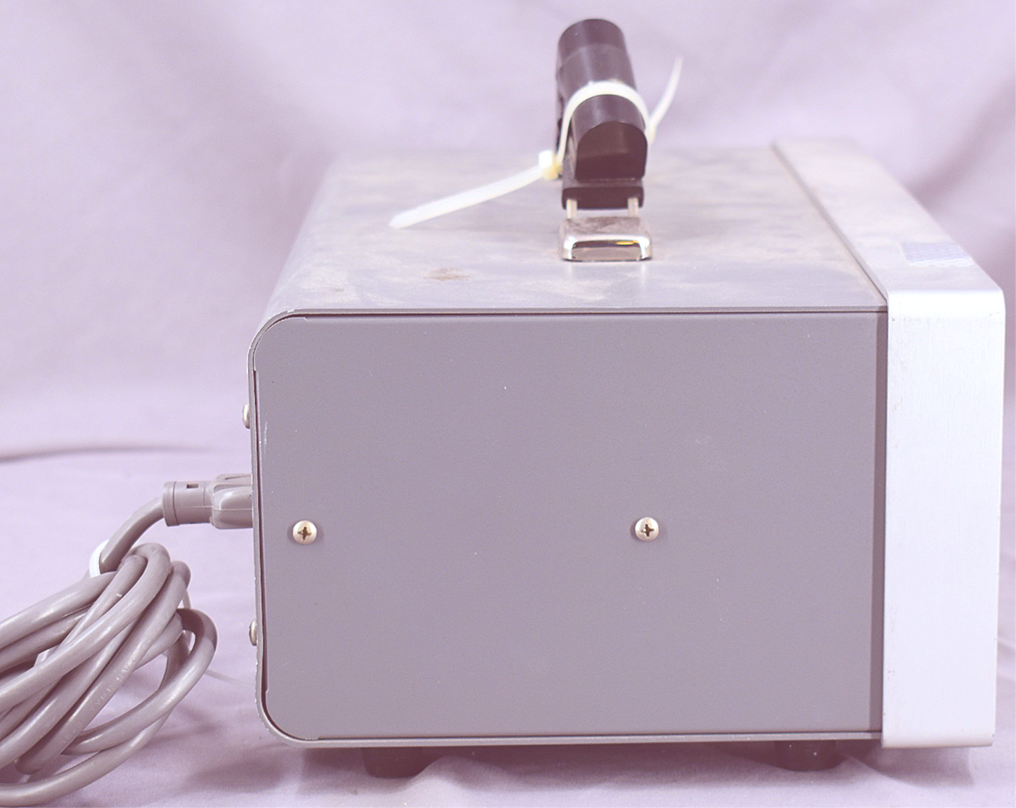100%Guaranteed F.W. BELL 610 GAUSSMETER TESLAMETER FLUX 90-DAY-WARRANTY FREESHIP