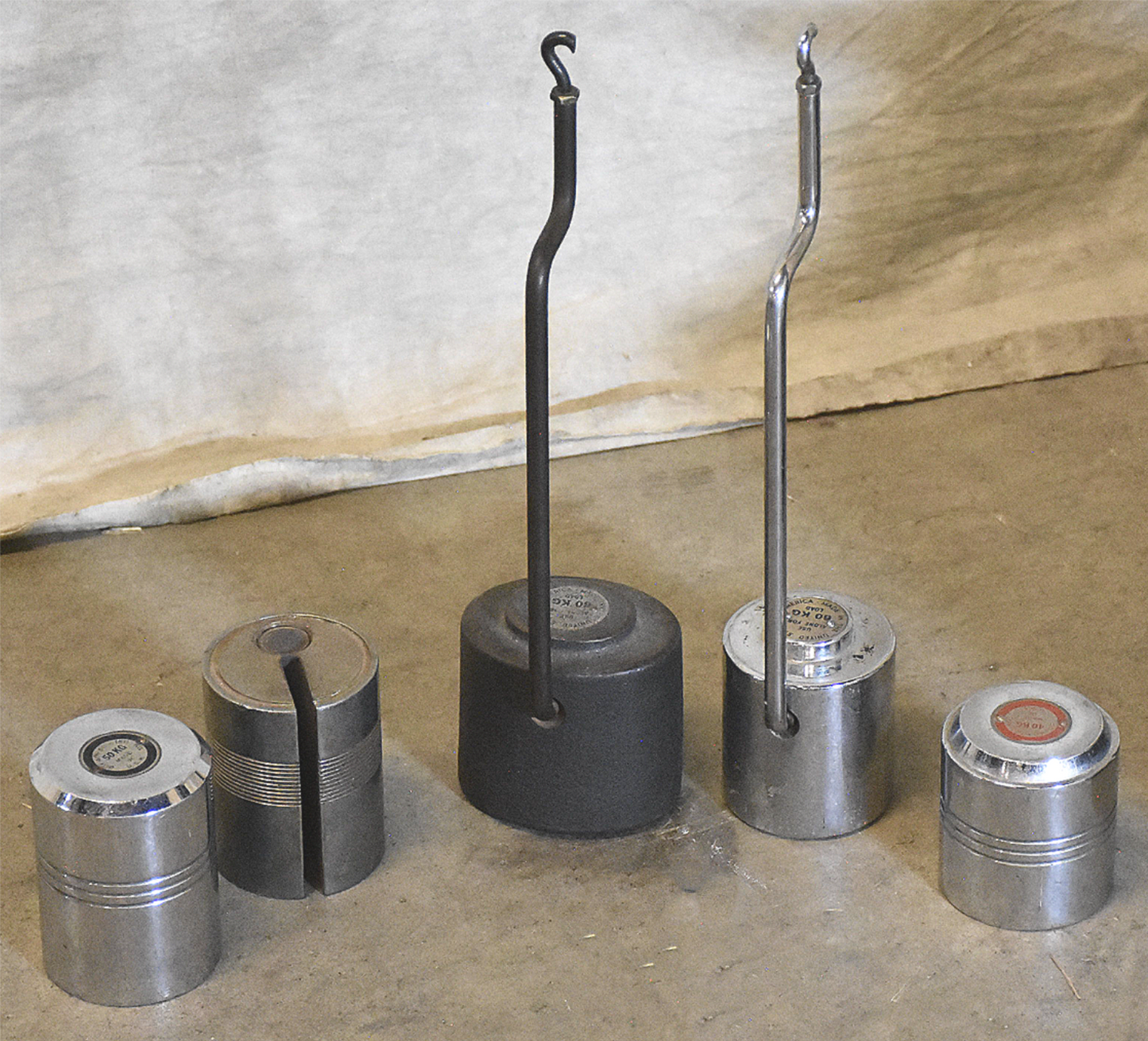 WILSON ROCKWELL 4JR ROCKWELL HARDNESS TESTER with SET OF FIVE WEIGHTS