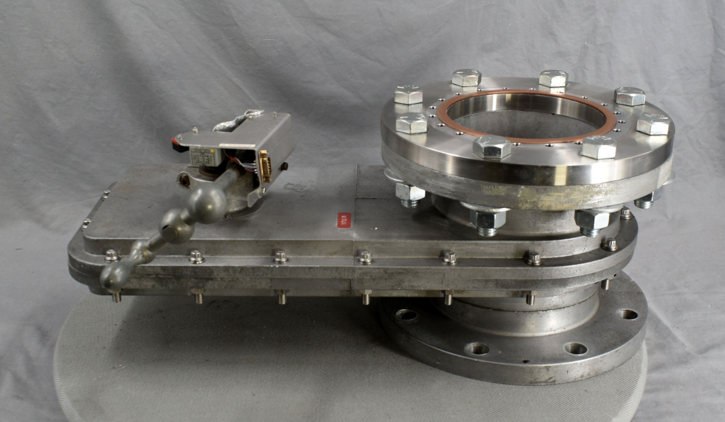 VACUUM RESEARCH CORP 3" MANUAL PNEUMATIC GATE VALVE FREE SHIP