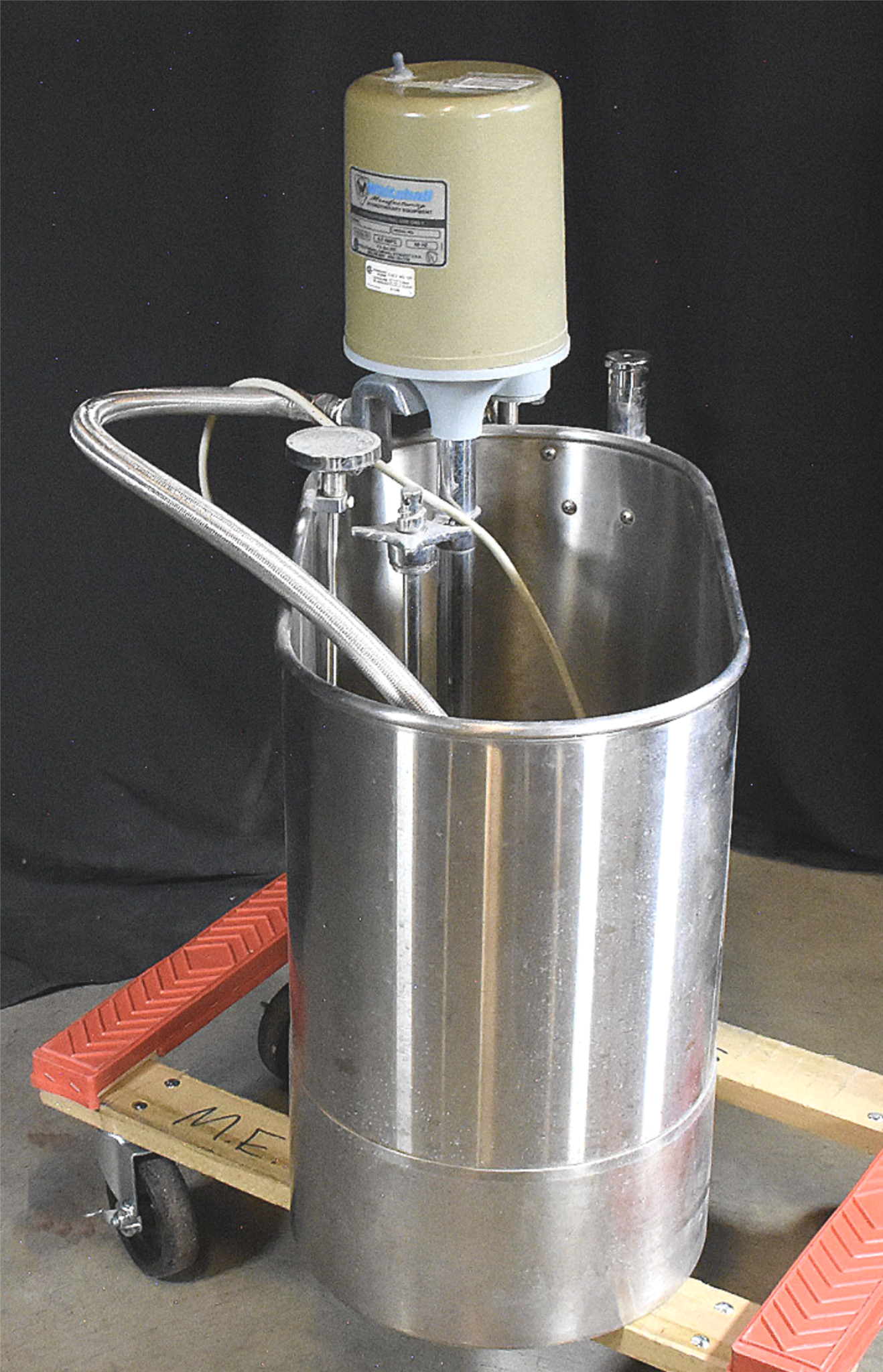WHITEHALL E-15-S HYDROTHERAPY WHIRLPOOL 15 GALLON TUB METAL & MANUAL FREE SHIP