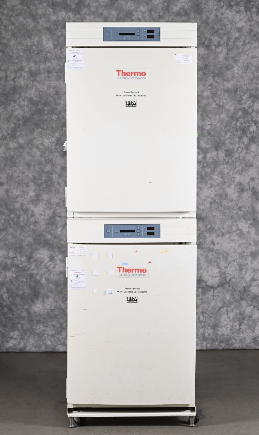 REFURBISHED FORMA Water Jacketed Double Stack Model 3110 CO2 INCUBATOR FREESHIP