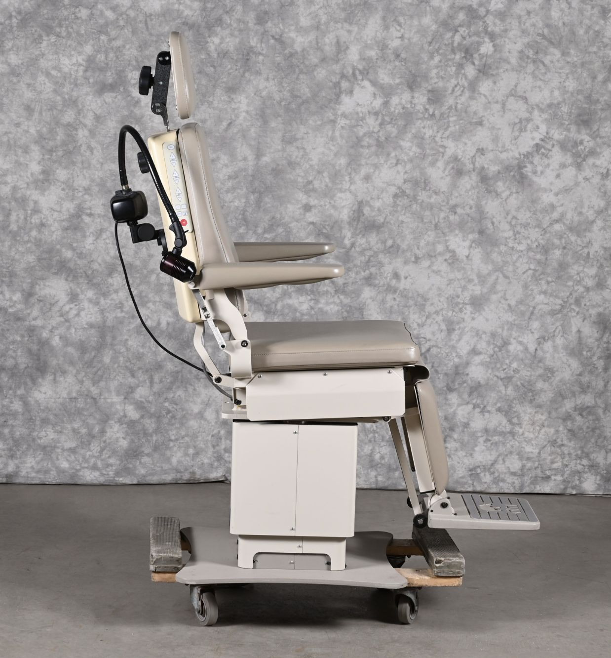 120-DAY-WARRANTY MTI® 424-115 PROCEDURE POWER CHAIR FREE SHIP