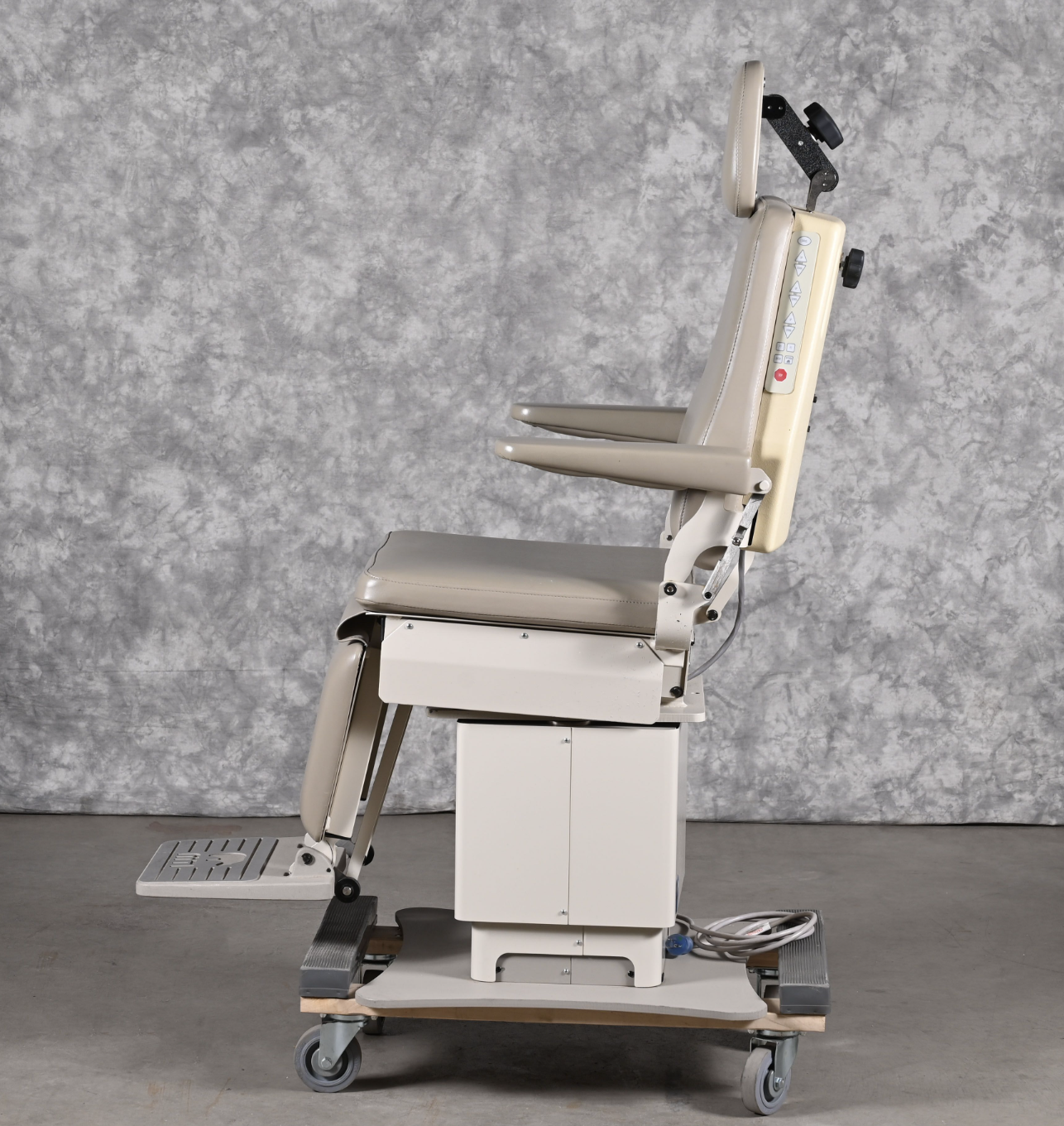 120-DAY-WARRANTY MTI® 424-115 PROCEDURE POWER CHAIR FREE SHIP