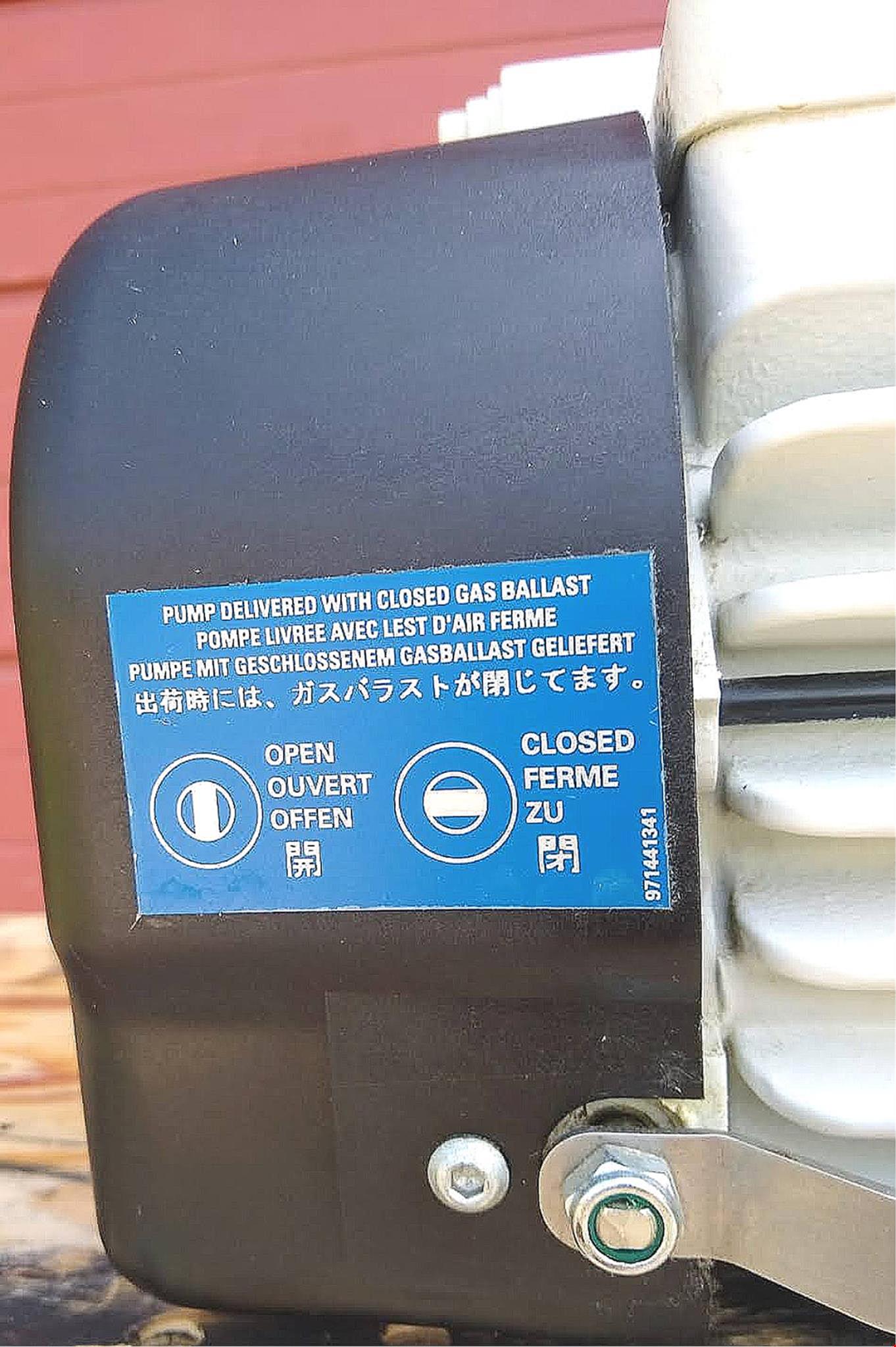 LEYBOLD SOGEVAC SV40 withLS100PR/T LEROY SOMER MOTOR ROTARY VANE VACUUM FREESHIP