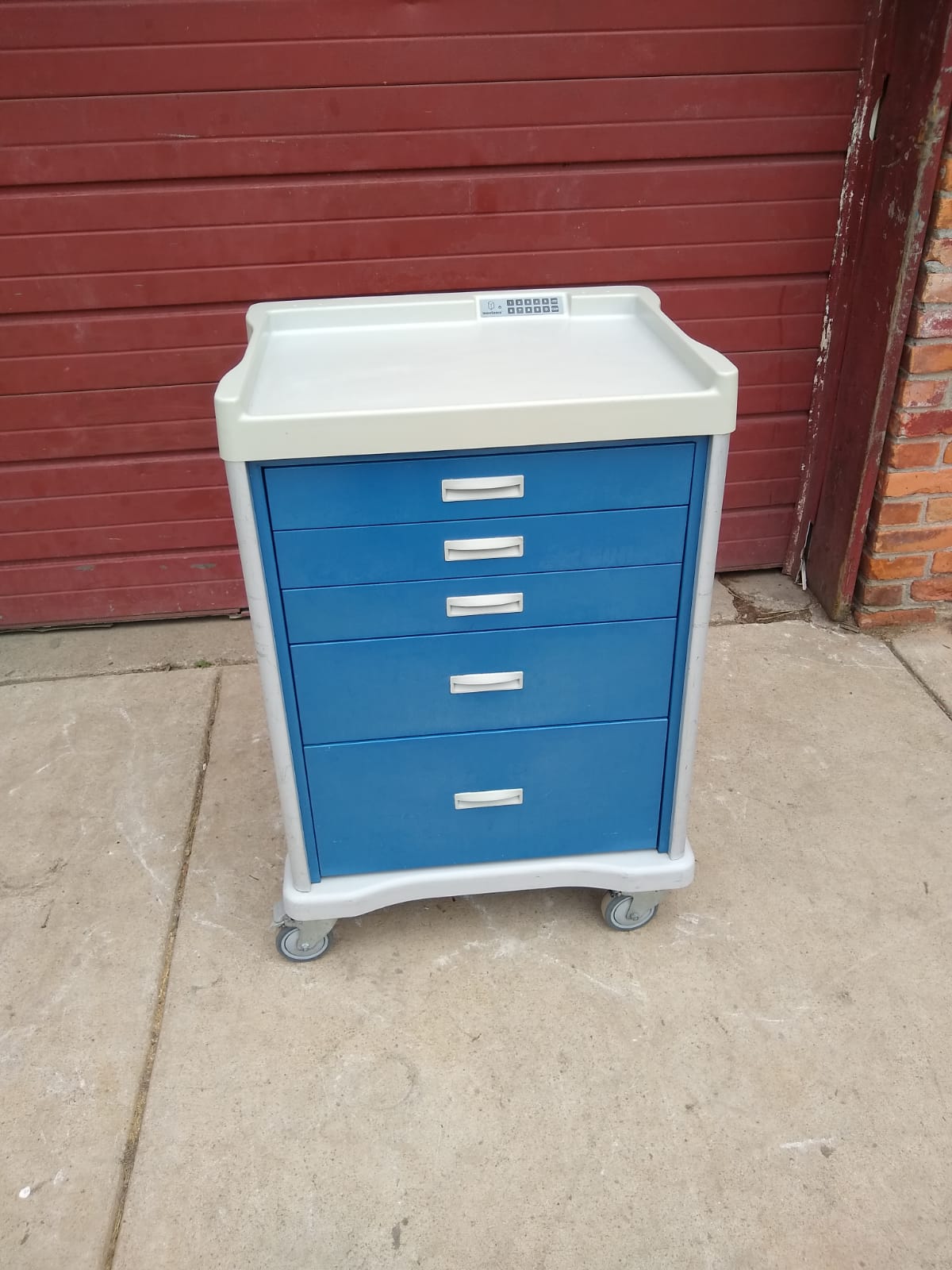 INNERSPACE DIGITAL PROCEDURE SUPPLY MEDICAL CART Accessory Package w/Key