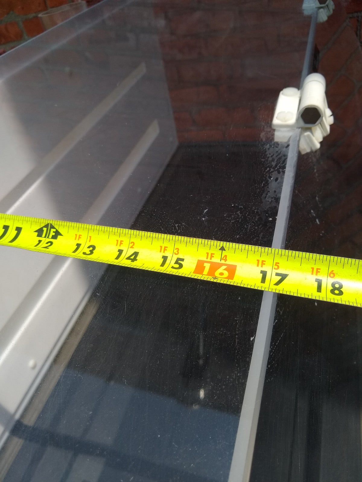 FLOW SCIENCES VBSE VENTED 4ft SAFETY ENCLOSURE FUME HOOD with 2 FAN FILTER MOUNT