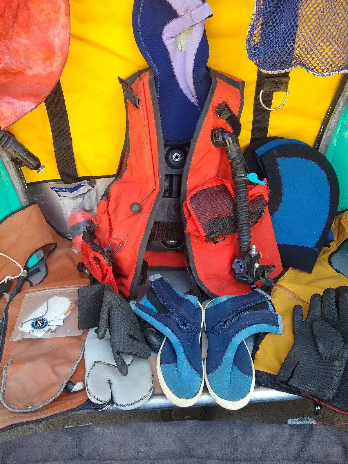 3 AQUA-LIFT H38 BEAUCHAT WENOKA SCUBAPRO DACOR UNDERWATER KINETICS BUOY FREESHIP