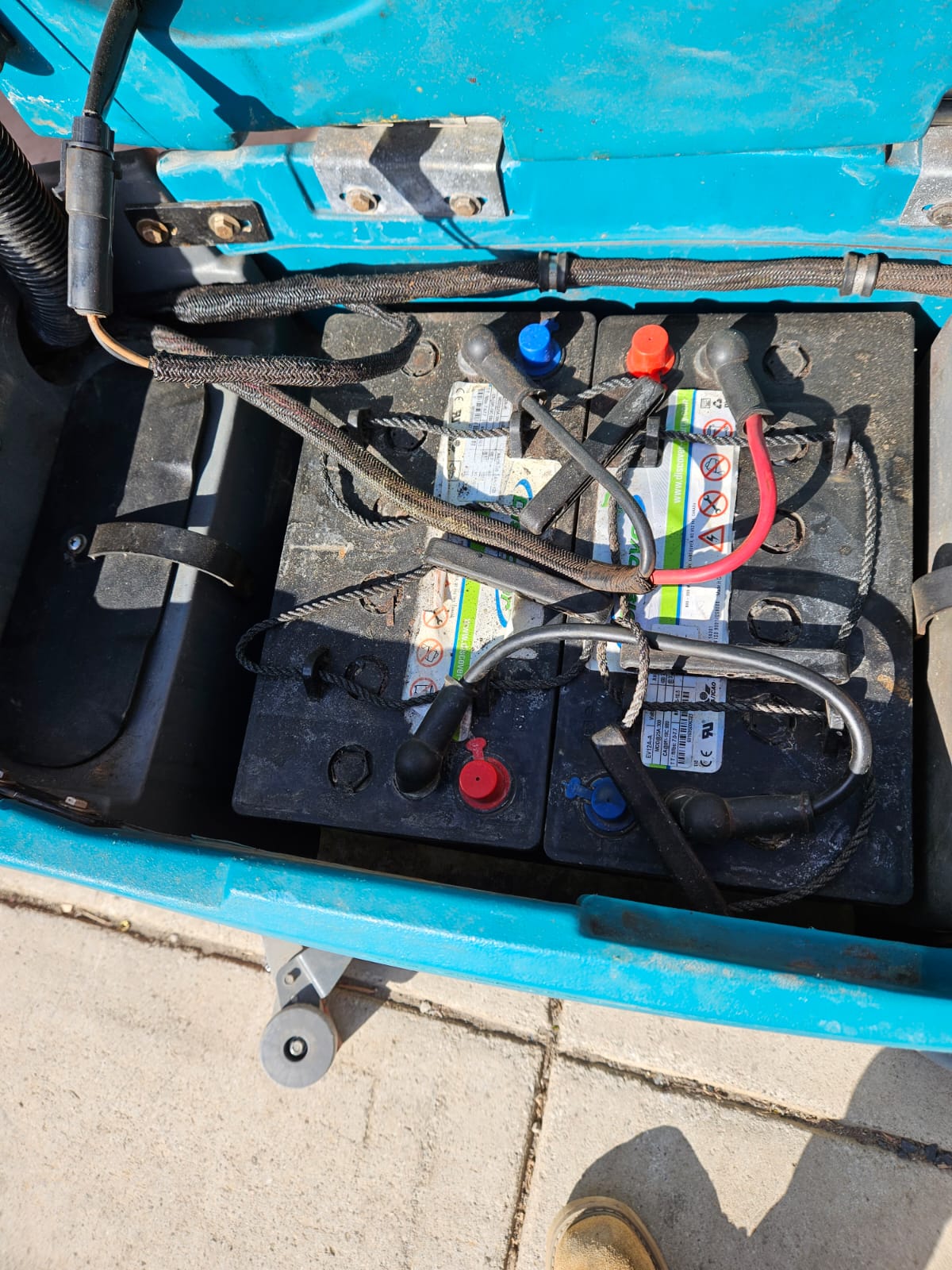 WARRANTY TENNANT T3 FAST20 WALKBEHIND BATTERY FLOOR SCRUBBER WATCHVIDEO FREESHIP