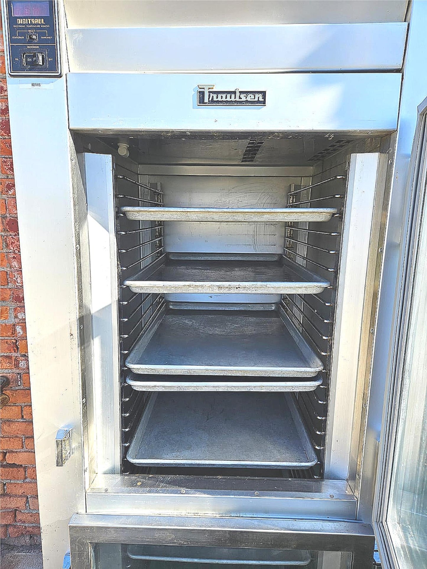120/DAYWARRANTY TRAULSEN GHT-1-32 WUT SPLIT GLASS DOOR FREEZER 8 TRAYS FREESHIP