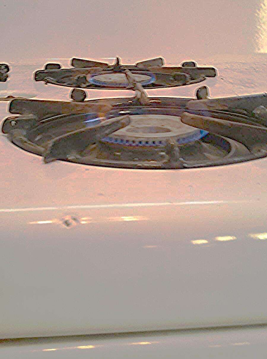 COMPLET VINTAGE NORGE GAS RANGE STOVE WHITE PORCELAIN ENAMEL BURNER OVEN BROILER