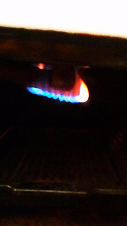 COMPLET VINTAGE NORGE GAS RANGE STOVE WHITE PORCELAIN ENAMEL BURNER OVEN BROILER