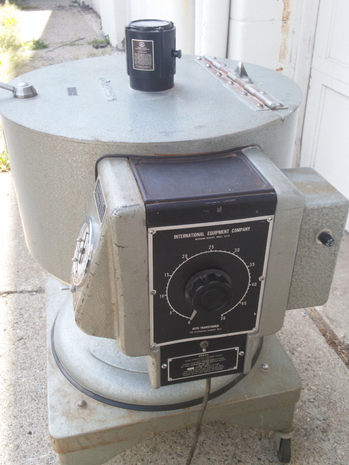 INTERNATIONAL IEC CENTRIFUGE SIZE 2 MODEL K REFURBISHED & ROTOR 6 MONTH WARRANTY
