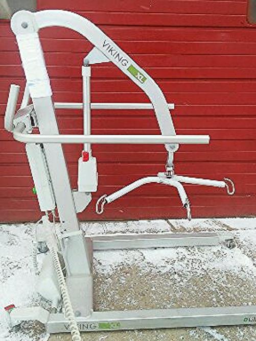 660WeightCapaci LIKO HILLROM POWER VIKING XL MEDICAL MOBILE AUTOMATIC LIFT HOIST