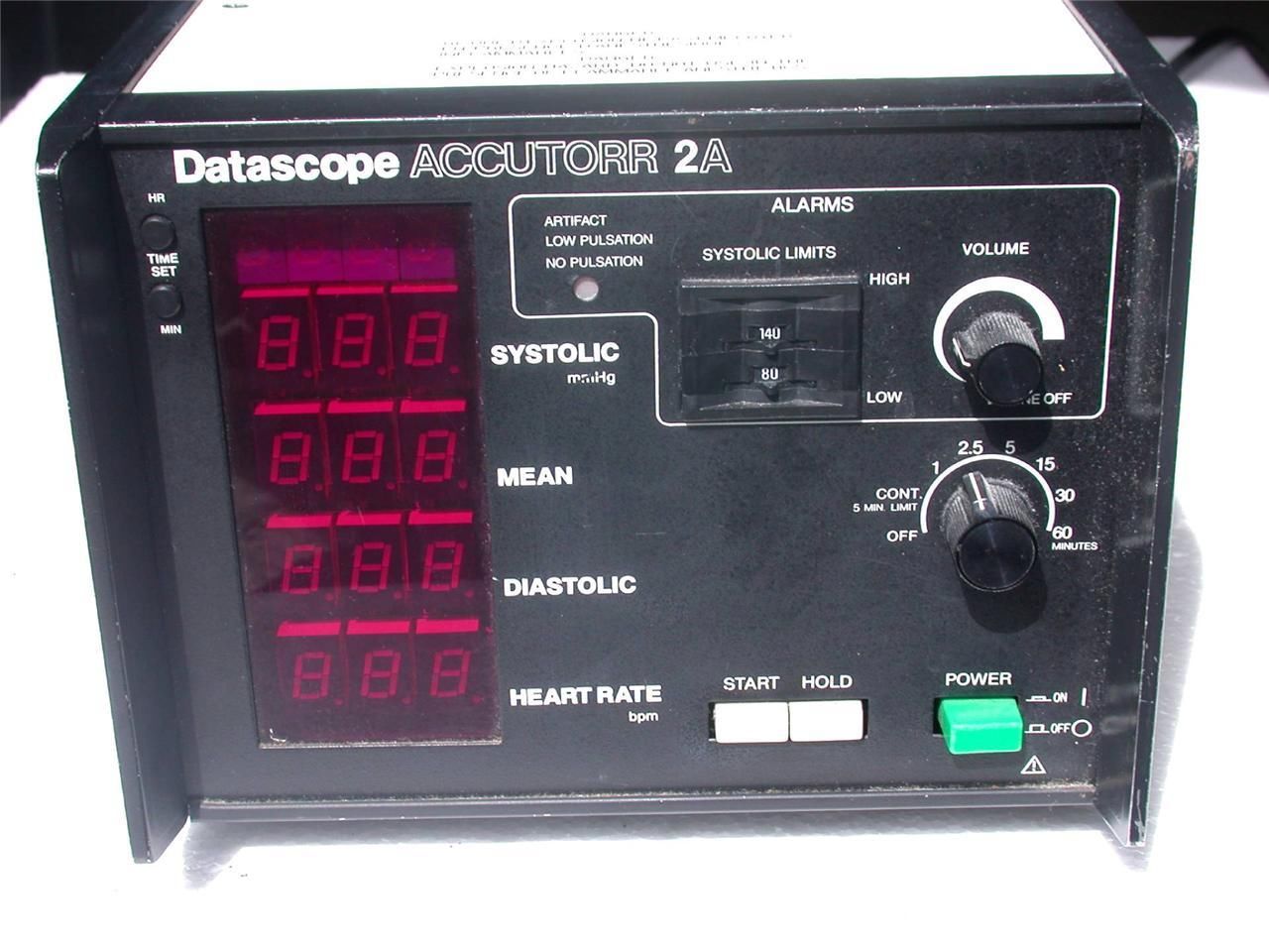 DATASCOPE ACCUTORR 2A Non Invasive Blood Pressure Monitor