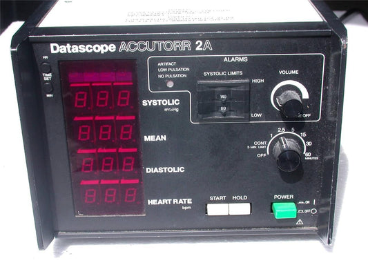 DATASCOPE ACCUTORR 2A Non Invasive Blood Pressure Monitor