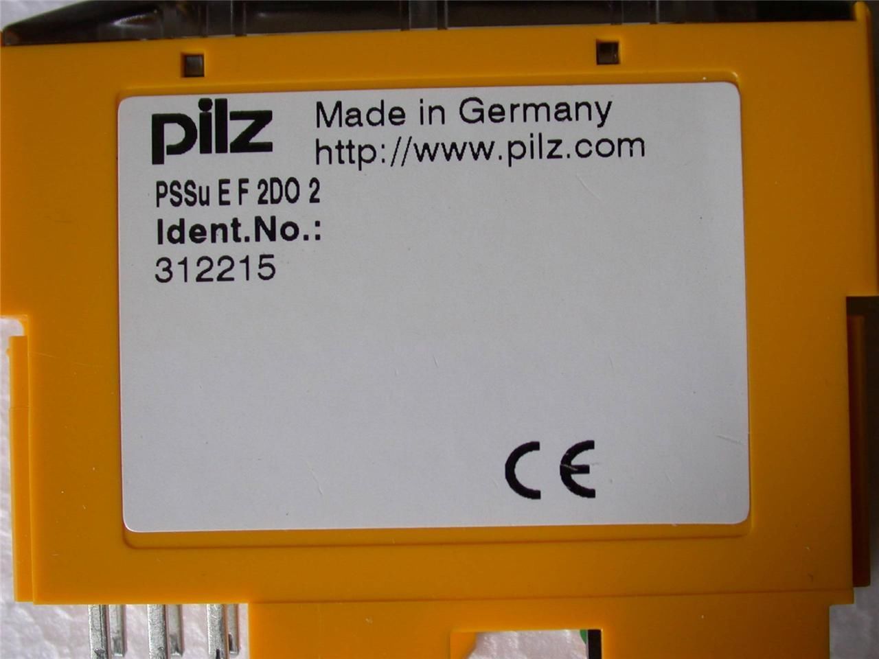 PILZ PSSu E F 2DO 2 Ident Number: 312215 PSSuniversal safe I/O Module