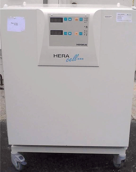 HERA CELL 240 CO2 INCUBATOR by HERAEUS with COPPER TRAYS on Wheels Cart