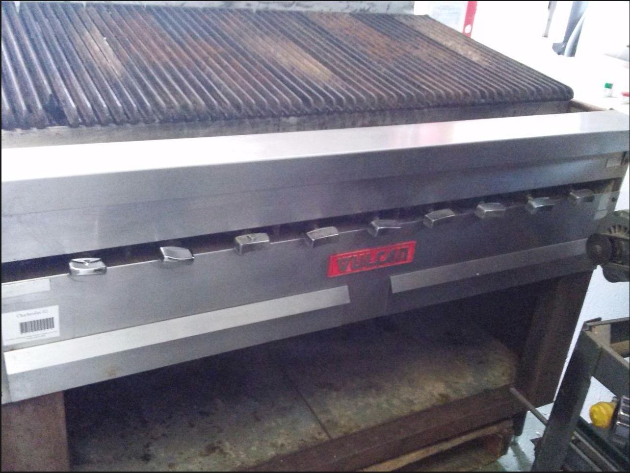 COMPLETE with BASE VULCAN 50INCH GAS CHAR BROILER 24" in Deep NG MASTER NATU GAS