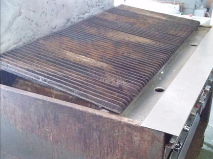 COMPLETE with BASE VULCAN 50INCH GAS CHAR BROILER 24" in Deep NG MASTER NATU GAS