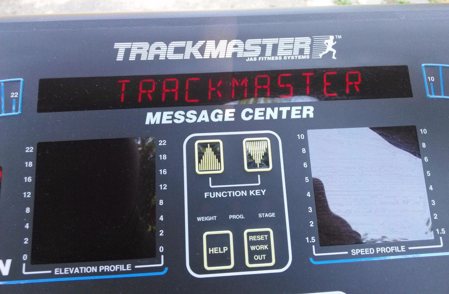 TRACKMASTER 252-R STRESS TEST MEDICAL COMMERCIAL TREADMILL