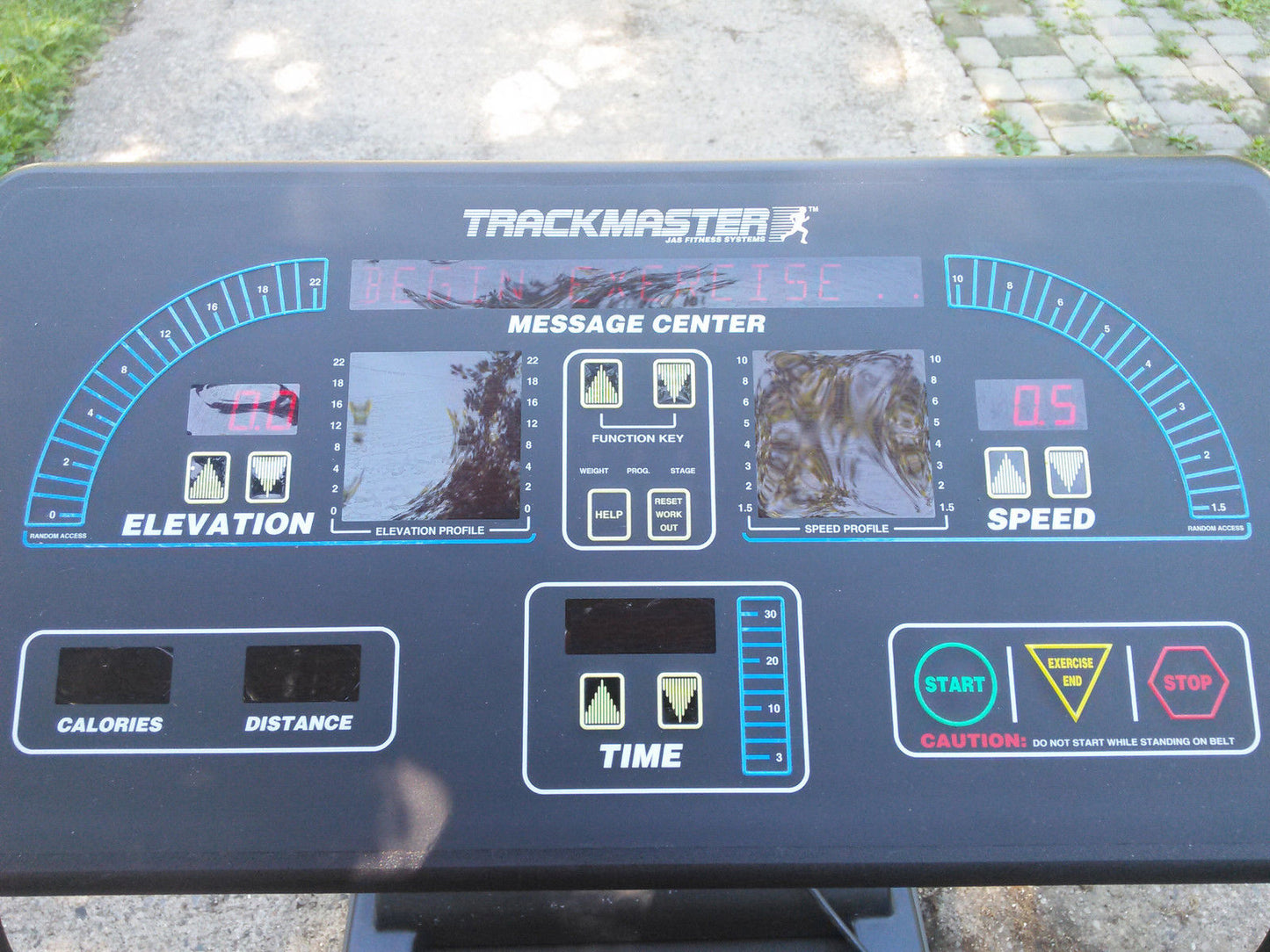 TRACKMASTER 252-R STRESS TEST MEDICAL COMMERCIAL TREADMILL