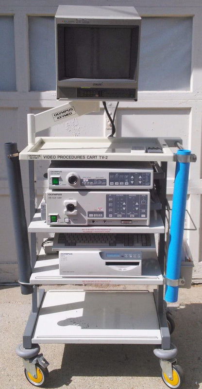 OLYMPUS CLV-U20 LIGHT SOURCE CV-200 VIDEO ENDOSCOPY OEP-3 PRINTER & KEYMED CART