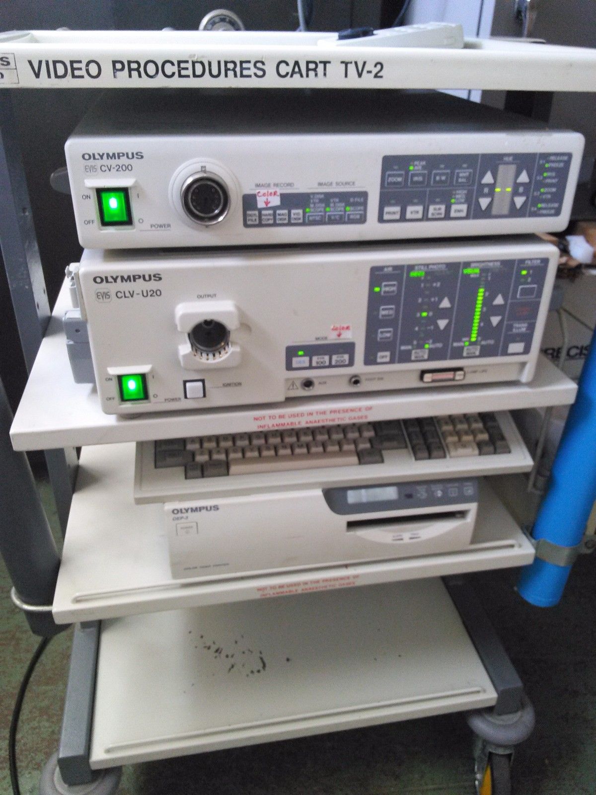 OLYMPUS CLV-U20 LIGHT SOURCE CV-200 VIDEO ENDOSCOPY OEP-3 PRINTER & KEYMED CART