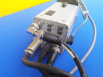 HITACHI MODL HV-C20U-S4 HV-C20 COLOR VIDEO 3CCD FUJI FUJINON D10x 8B-SNDS21 ZOOM