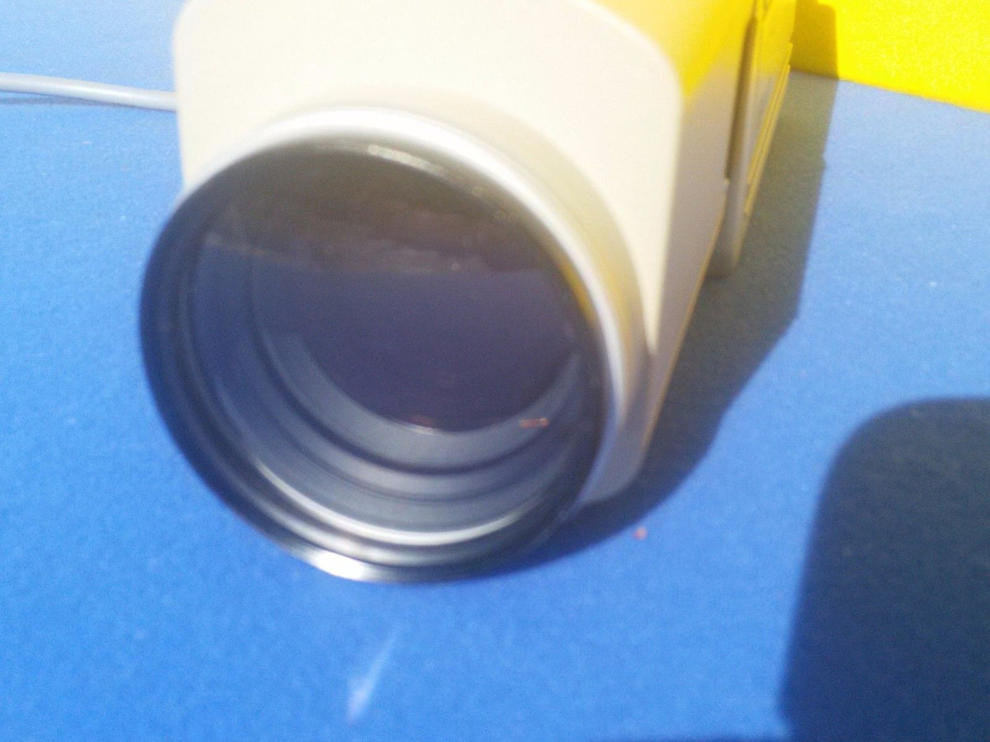 HITACHI MODL HV-C20U-S4 HV-C20 COLOR VIDEO 3CCD FUJI FUJINON D10x 8B-SNDS21 ZOOM