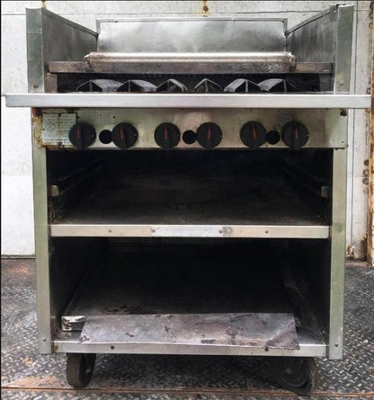 MAGIKITCH'n MAGIC GLOW FLOOR NATURAL GAS CHAR BROILER RM RMB 30C ON WHEELS