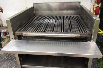 MAGIKITCH'n MAGIC GLOW FLOOR NATURAL GAS CHAR BROILER RM RMB 30C ON WHEELS