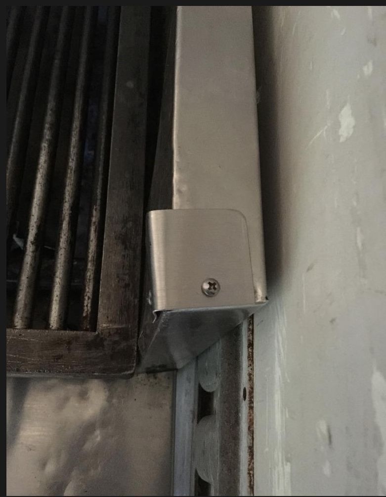 MAGIKITCH'n MAGIC GLOW FLOOR NATURAL GAS CHAR BROILER RM RMB 30C ON WHEELS