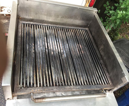 MAGIKITCH'n MAGIC GLOW FLOOR NATURAL GAS CHAR BROILER RM RMB 30C ON WHEELS