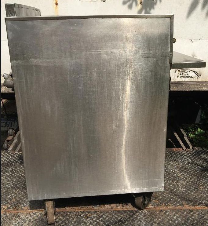 MAGIKITCH'n MAGIC GLOW FLOOR NATURAL GAS CHAR BROILER RM RMB 30C ON WHEELS