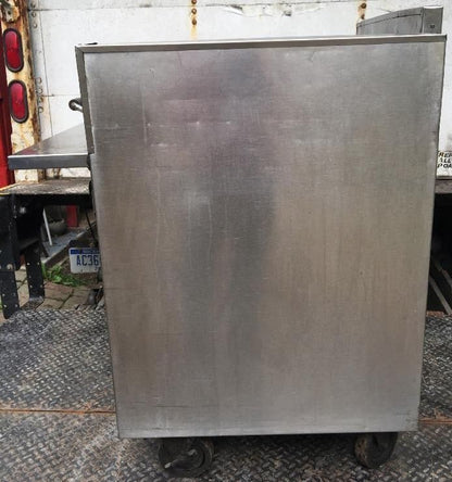 MAGIKITCH'n MAGIC GLOW FLOOR NATURAL GAS CHAR BROILER RM RMB 30C ON WHEELS