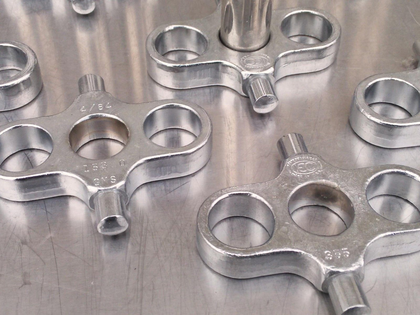 IEC 15 SHIELD 15 ml CENTRIFUGE INSERT TUBES TWO 355 & EIGHT 354 TRUNNION RING S