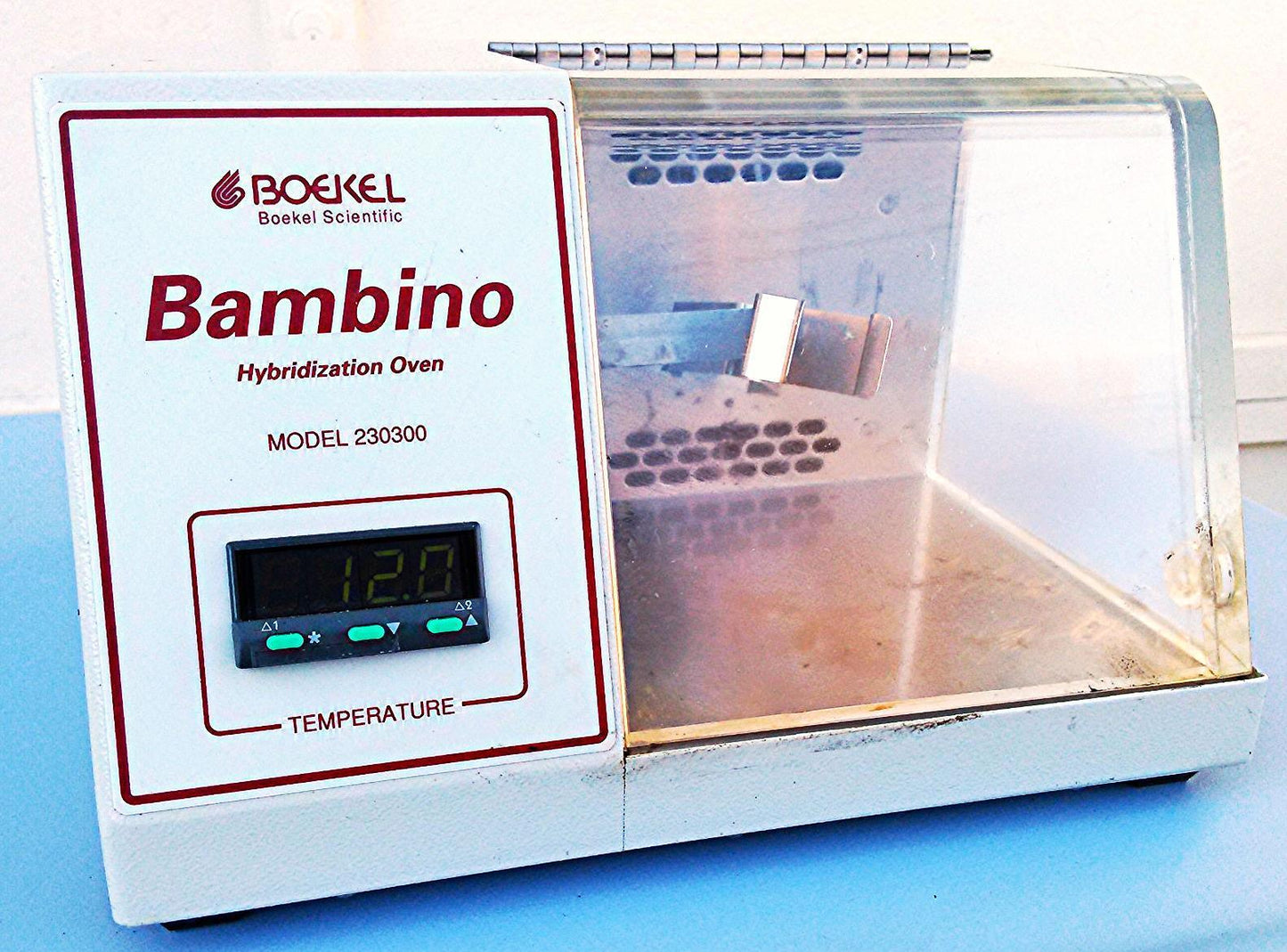BOEKEL BAMBINO Model 230300 MINI HYBRIDIZATION OVEN works great!!!