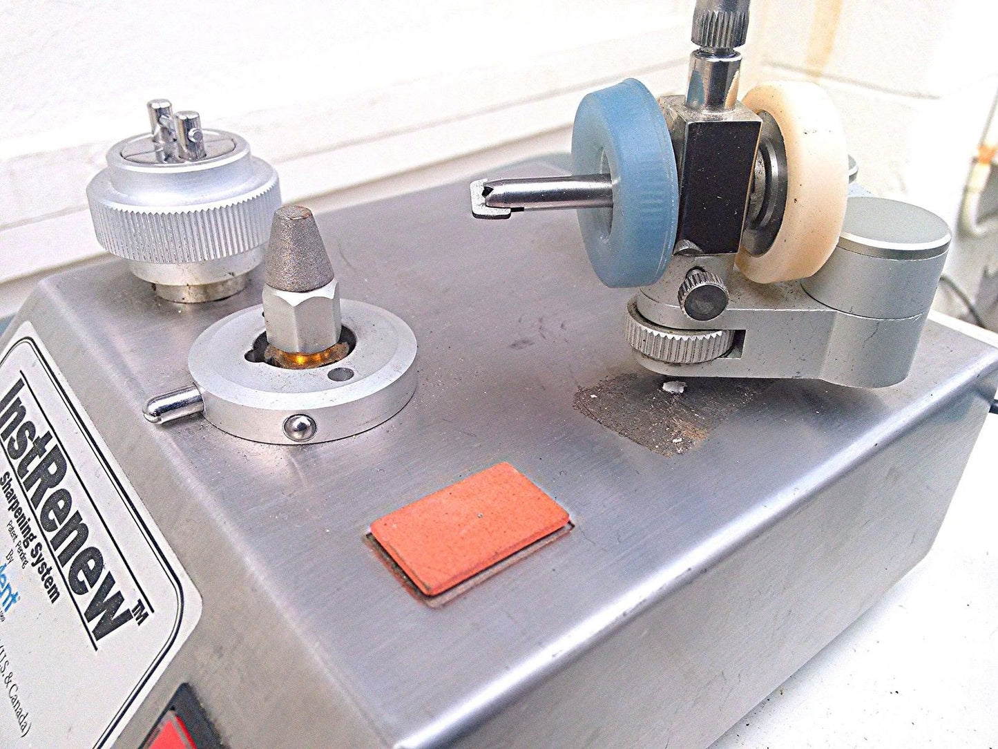 NORDENT INSTRENEW SSM300 HYGIENE INSTRUMENT SCALER & CURETTE SHARPENING SYSTEM