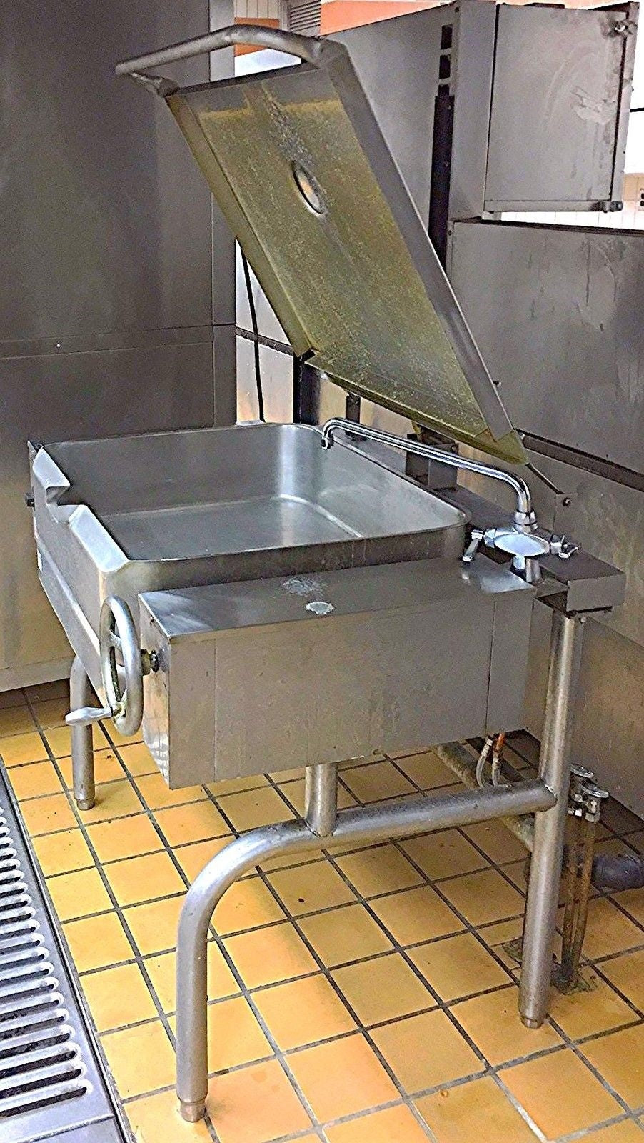 GROEN FPC-3 30 GALLON TILT SKILLET BRAISING PAN Bonus EXTRA HOT COLD FILL FAUCET