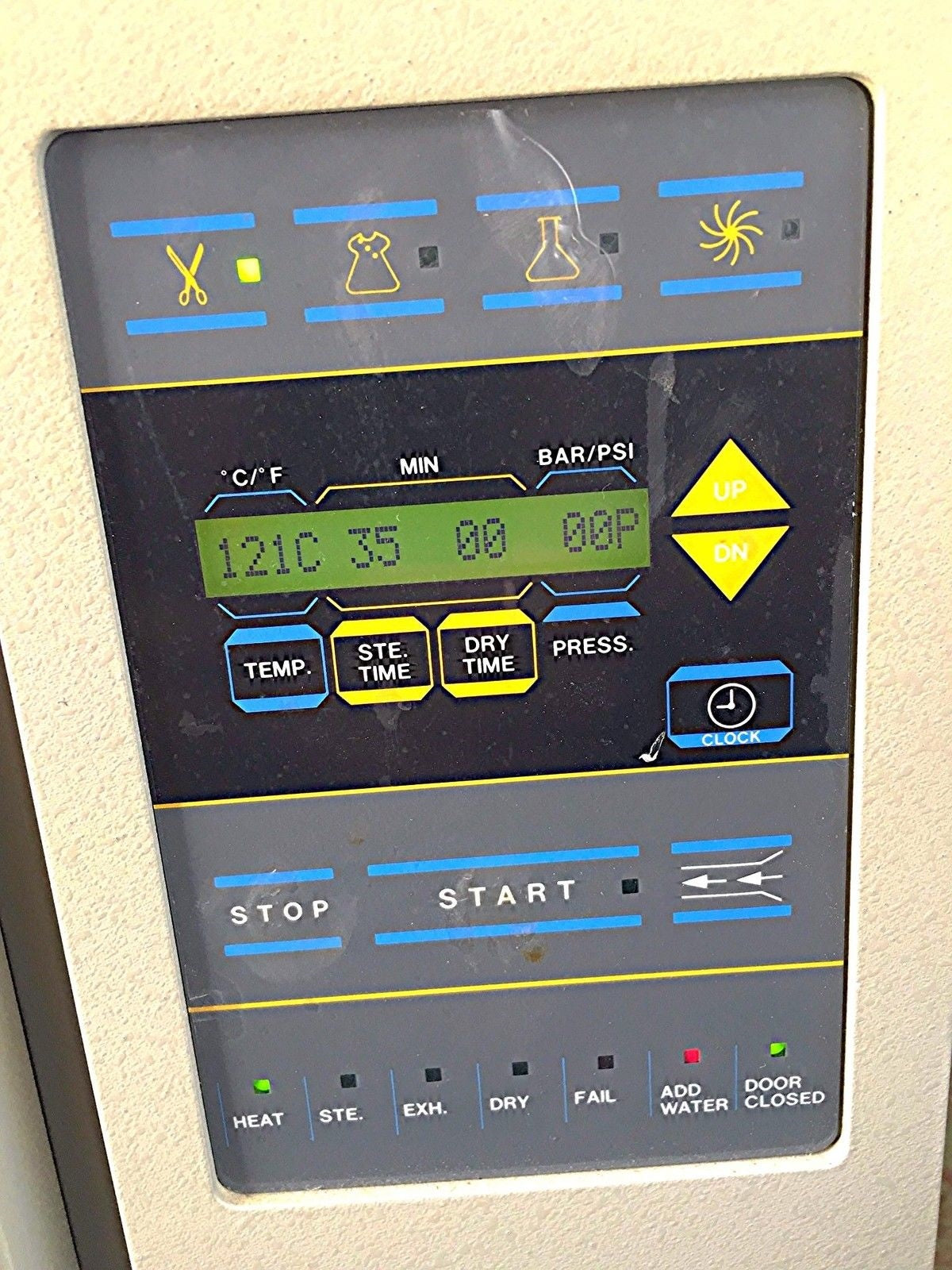 TUTTNAUER 3870 EA AUTOCLAVE TUTTNAER 3870EA LARGE CAPACITY STERILIZER WORKSGREAT