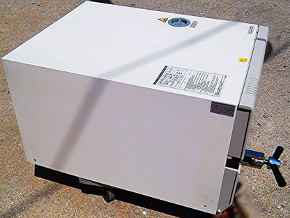 TUTTNAUER 3870 EA AUTOCLAVE TUTTNAER 3870EA LARGE CAPACITY STERILIZER WORKSGREAT